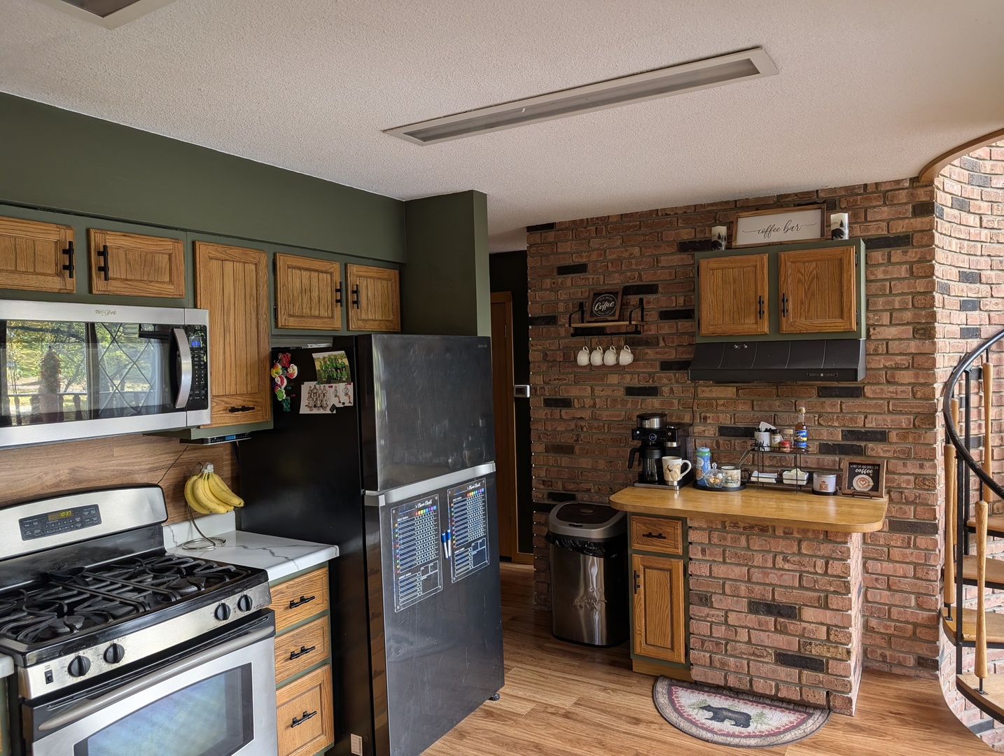 1310 Mineral Springs Road Sterling, IL 61081 - Photo 15 of 47