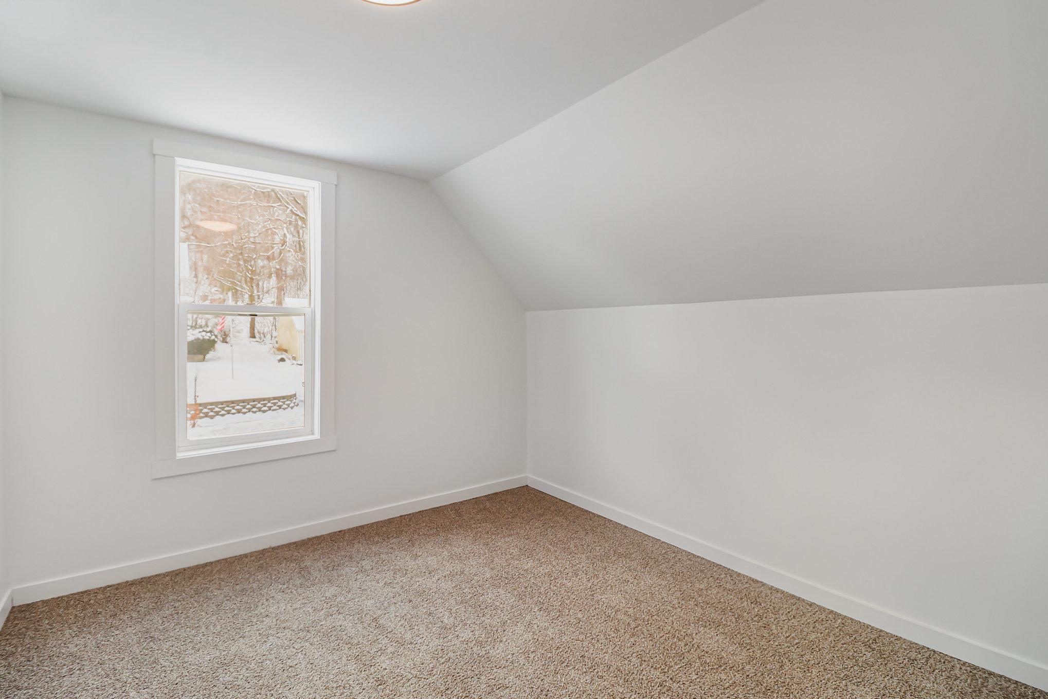 1050 Sturtevant Street Red Wing, MN 55066 - Photo 14 of 36