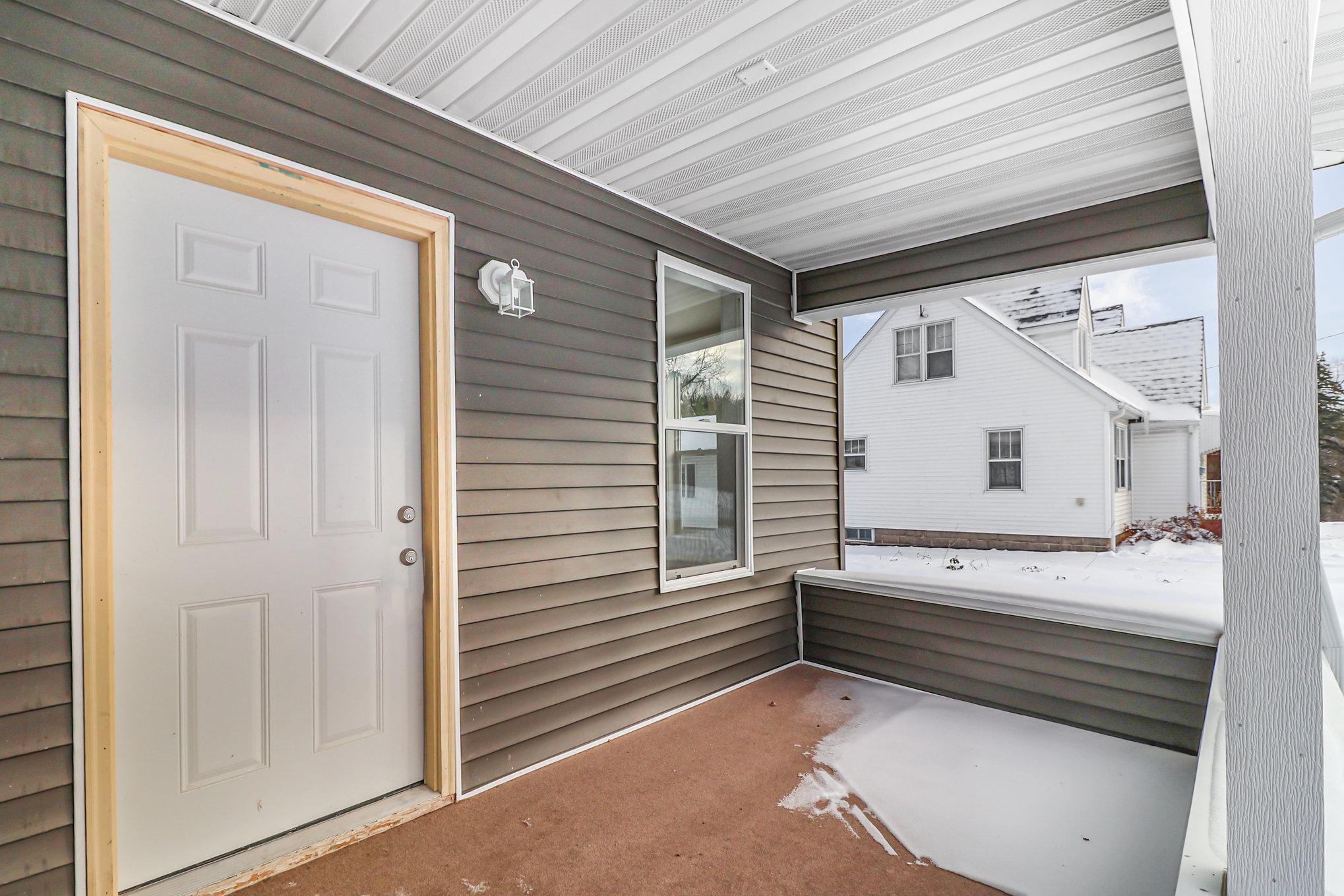 1050 Sturtevant Street Red Wing, MN 55066 - Photo 4 of 37