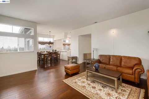 $1,750,000 | 966 Oak Vista Court, Lafayette, CA 94549