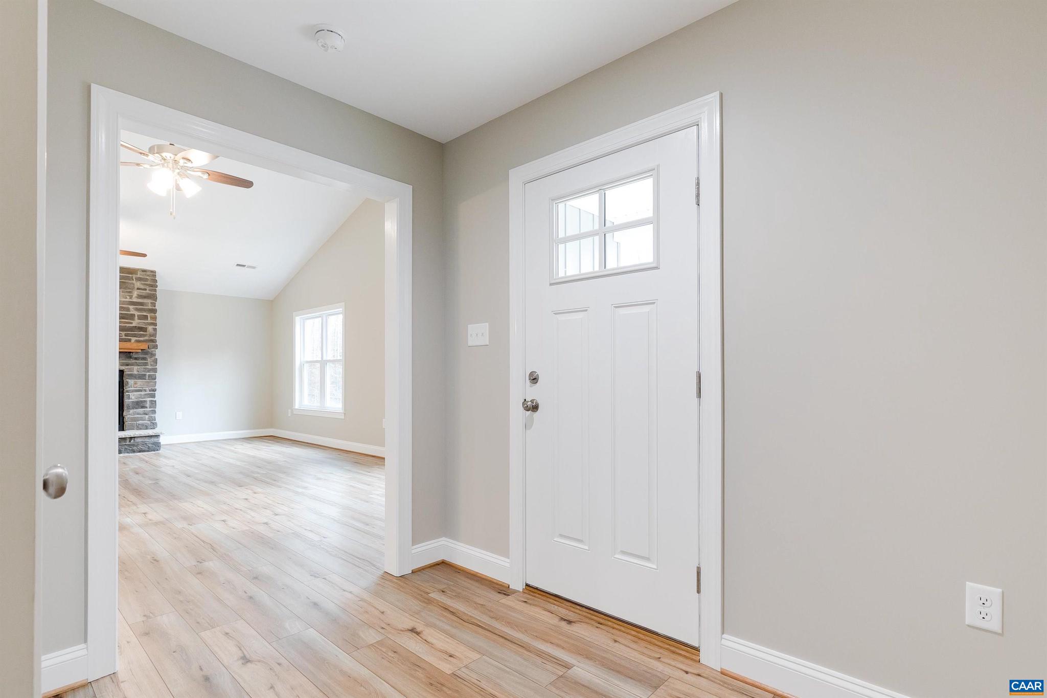 6036 Cartersville Road Powhatan, VA 23139 - Photo 4 of 41 Gallery Image 4