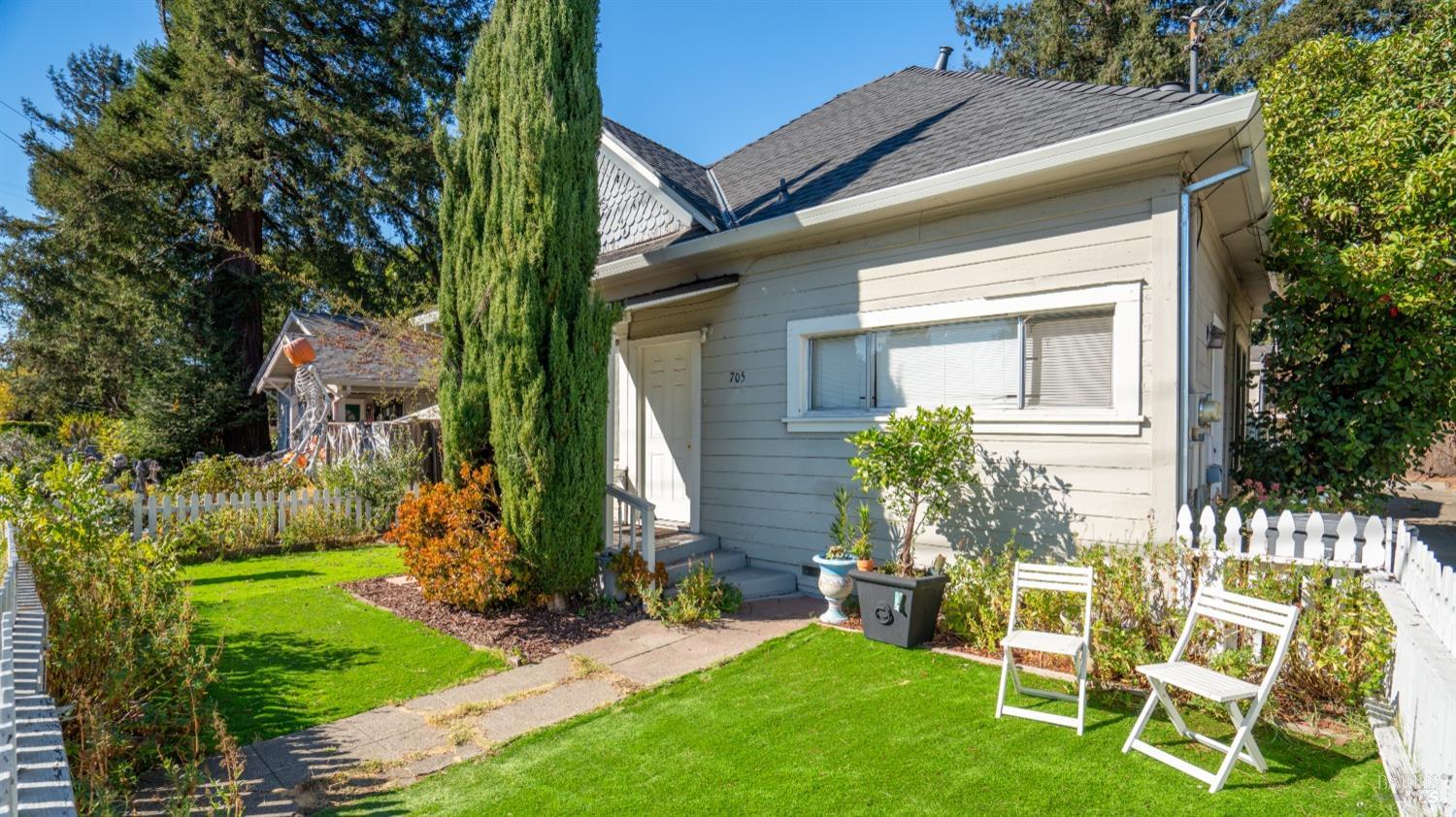 705 Tupper Street Santa Rosa, CA 95404 - Photo 2 of 29