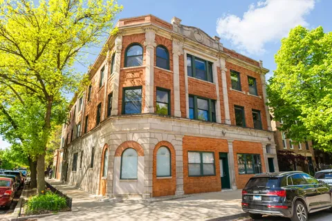 $580,000 | 1803 West Huron Street, Unit 2, Chicago, IL 60622