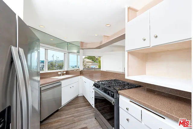$3,099,000 | 253 Fairview Street, Laguna Beach, CA 92651