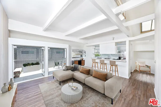 $3,099,000 | 253 Fairview Street, Laguna Beach, CA 92651