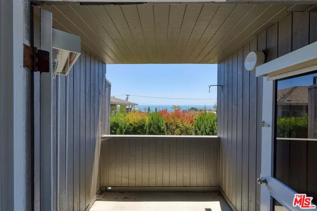 $3,099,000 | 253 Fairview Street, Laguna Beach, CA 92651