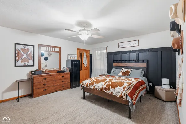 $1,300,000 | 850 West County Road 1000 North, Roachdale, IN 46172