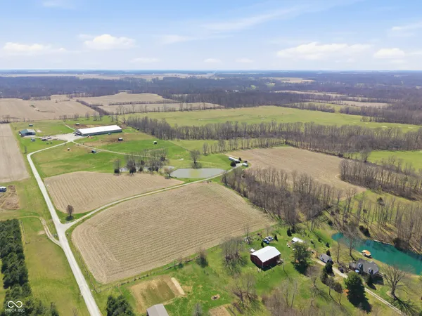 $1,300,000 | 850 West County Road 1000 North, Roachdale, IN 46172