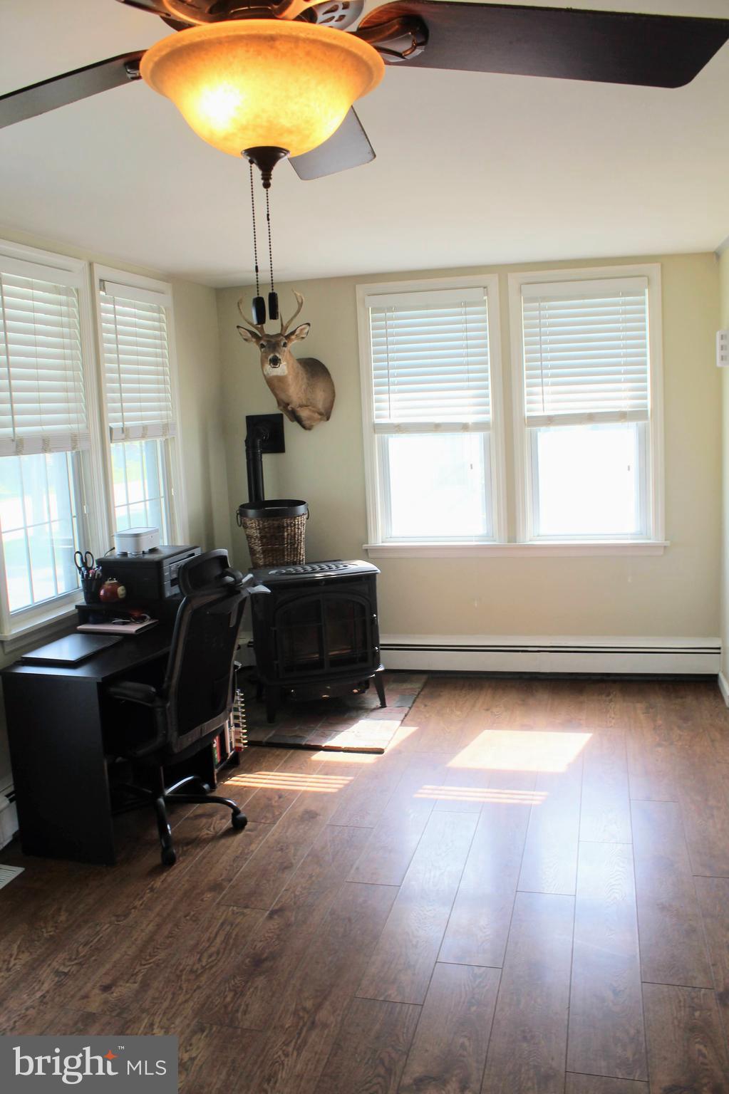 1118 Newville Road Carlisle, PA 17013 - Photo 4 of 24