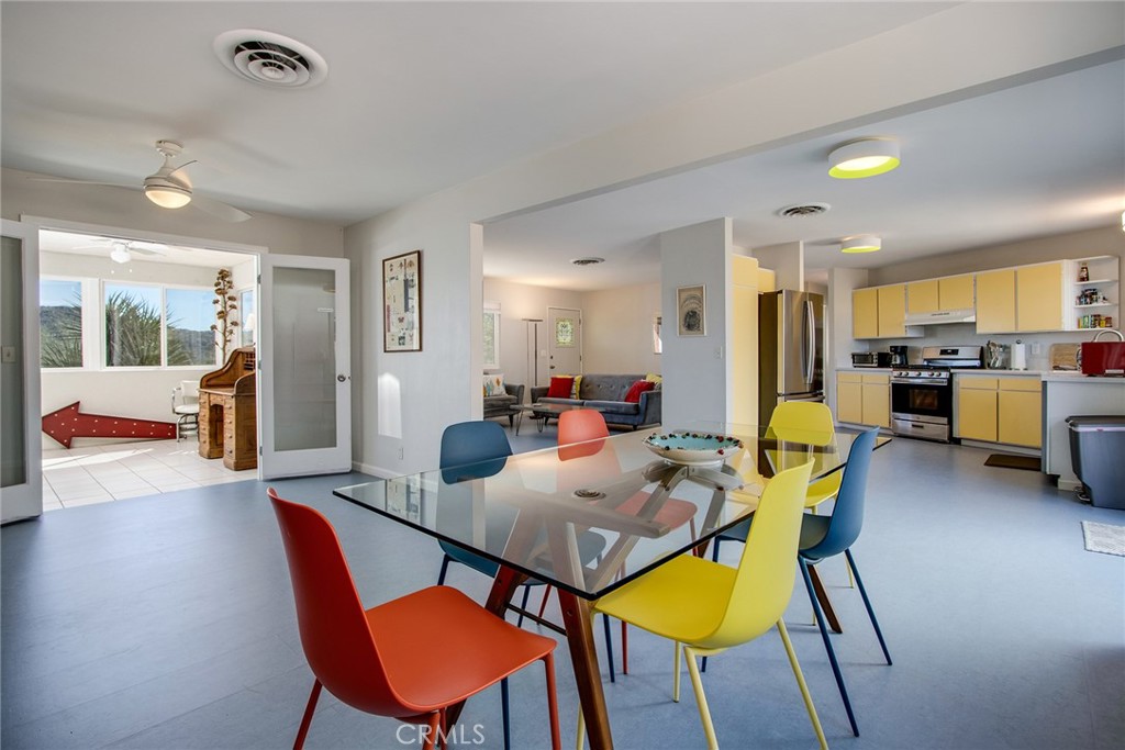 7994 Sunset Road Joshua Tree, CA 92252 - Photo 11 of 31