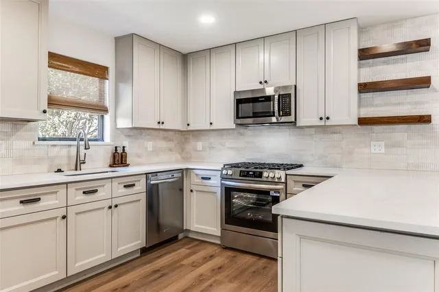 $2,700 | 302 Faircrest Drive, Garland, TX 75040