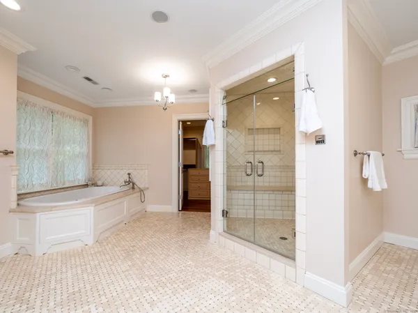 $2,649,000 | 55 Tanners Drive, Wilton, CT 06897