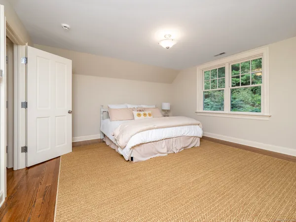 $2,649,000 | 55 Tanners Drive, Wilton, CT 06897
