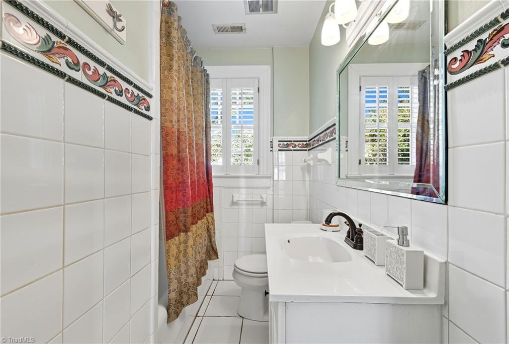 1102 South Hawthorne Road Winston-Salem, NC 27103 - Photo 20 of 25 Gallery Image 20