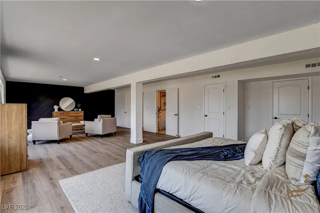 $5,694 | 2685 South Tenaya Way, Las Vegas, NV 89117