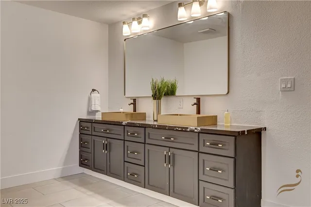 $5,694 | 2685 South Tenaya Way, Las Vegas, NV 89117