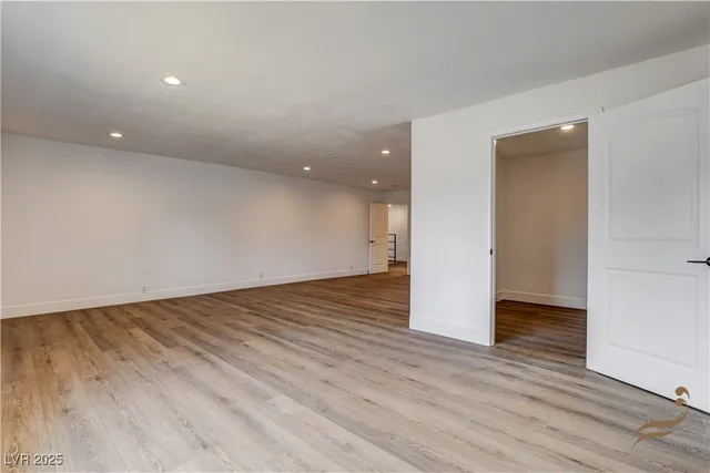 $5,694 | 2685 South Tenaya Way, Las Vegas, NV 89117