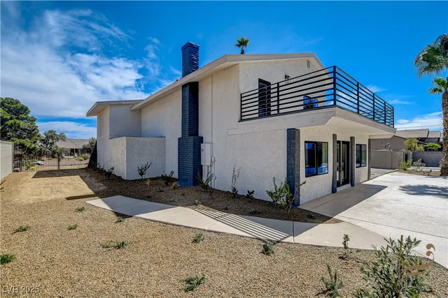 $5,694 | 2685 South Tenaya Way, Las Vegas, NV 89117