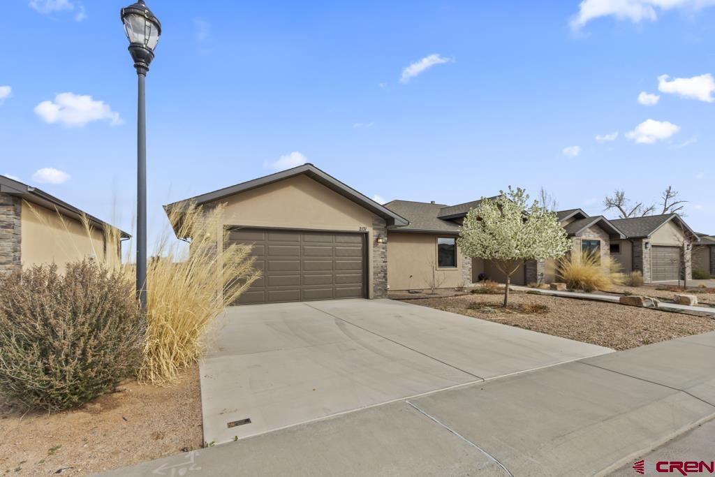 2131 Signature Ridge Lane Montrose, CO 81401 - Photo 3 of 31 Gallery Image 3