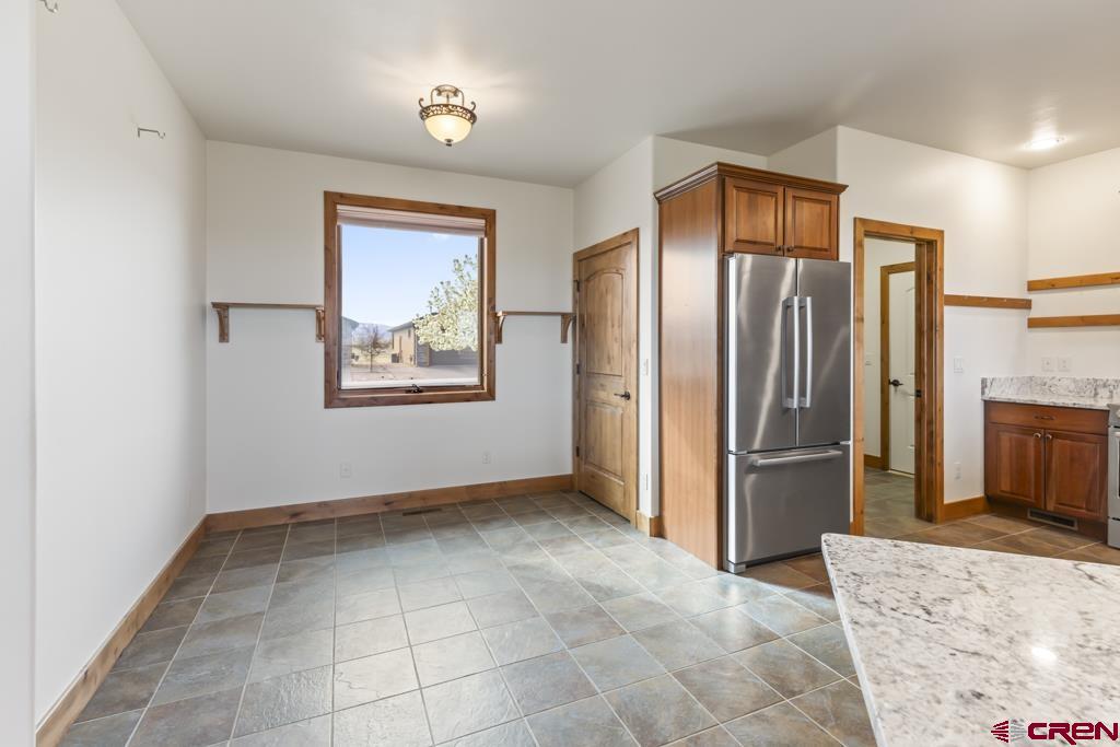 2131 Signature Ridge Lane Montrose, CO 81401 - Photo 7 of 31 Gallery Image 7