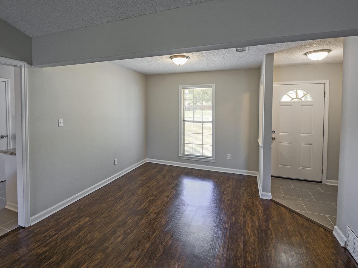 3924 Ross Road Memphis, TN 38115 - Photo 3 of 13