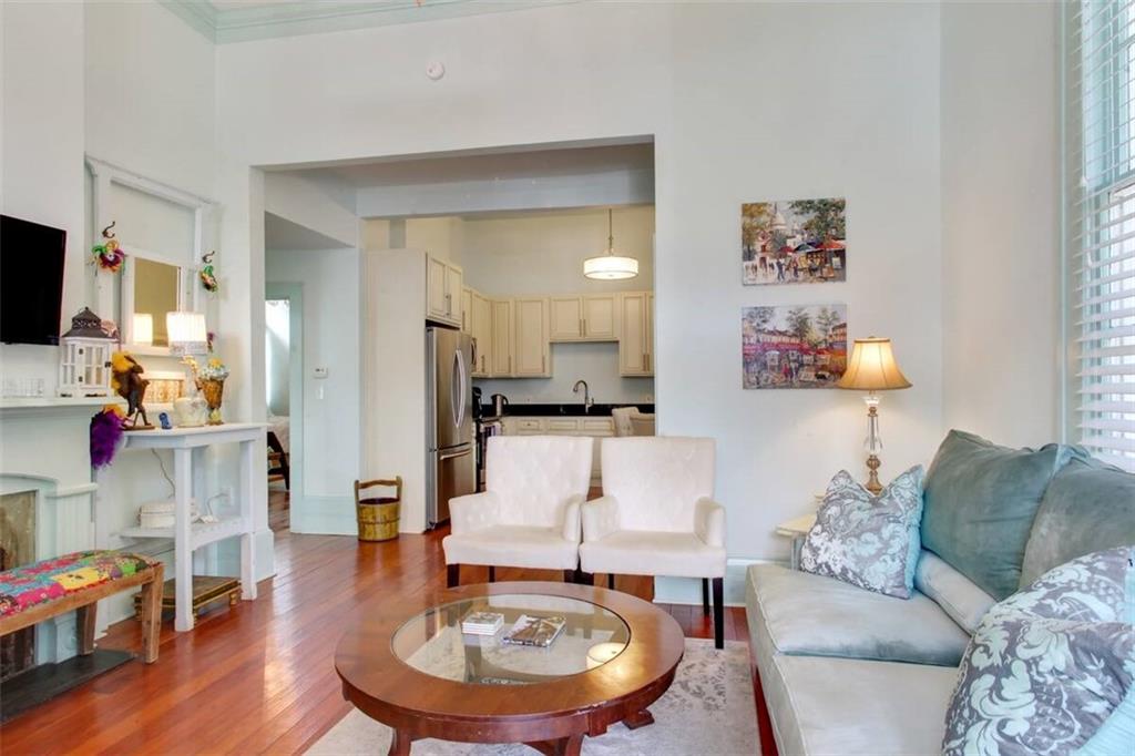 5221 Magazine Street, Unit 1 New Orleans, LA 70115 - Photo 2 of 7