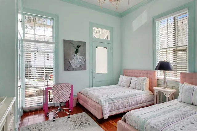 $2,500 | 5221 Magazine Street, Unit 1, New Orleans, LA 70115