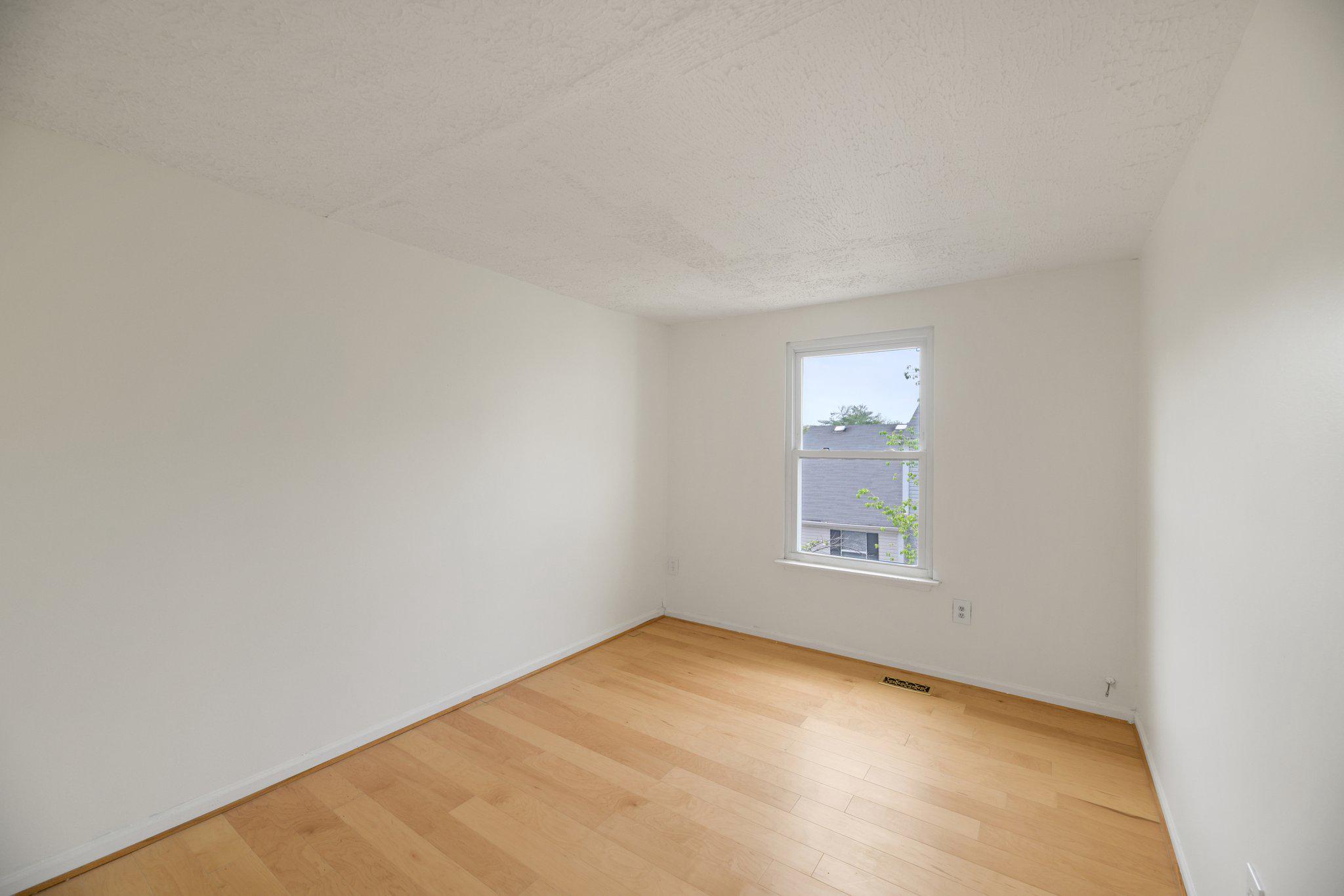 418 Legato Terrace Silver Spring, MD 20901 - Photo 17 of 23 Upper Level 2 - BR 2