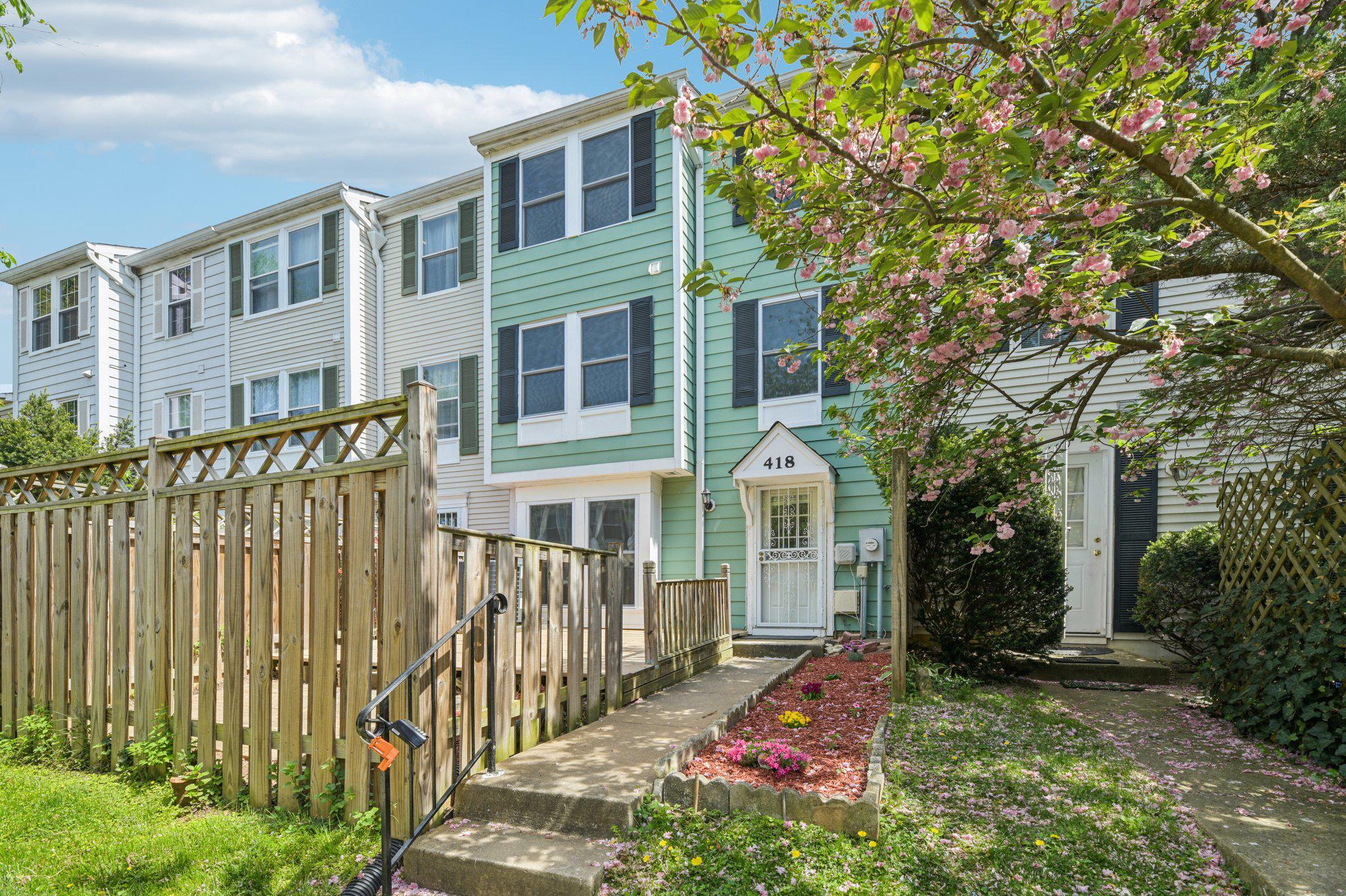 418 Legato Terrace Silver Spring, MD 20901 - Photo 21 of 23 Full fenced Front Yard
