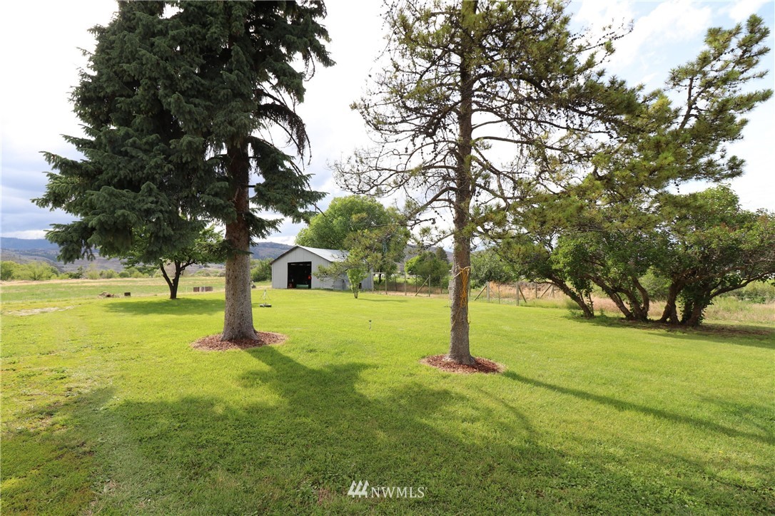 39 Dixon Road Omak, WA 98841 - Photo 5 of 38 a view of swimming pool with trees