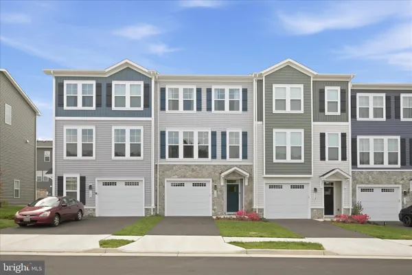 $415,000 | 120 Leather Flower Drive, White Post, VA 22663