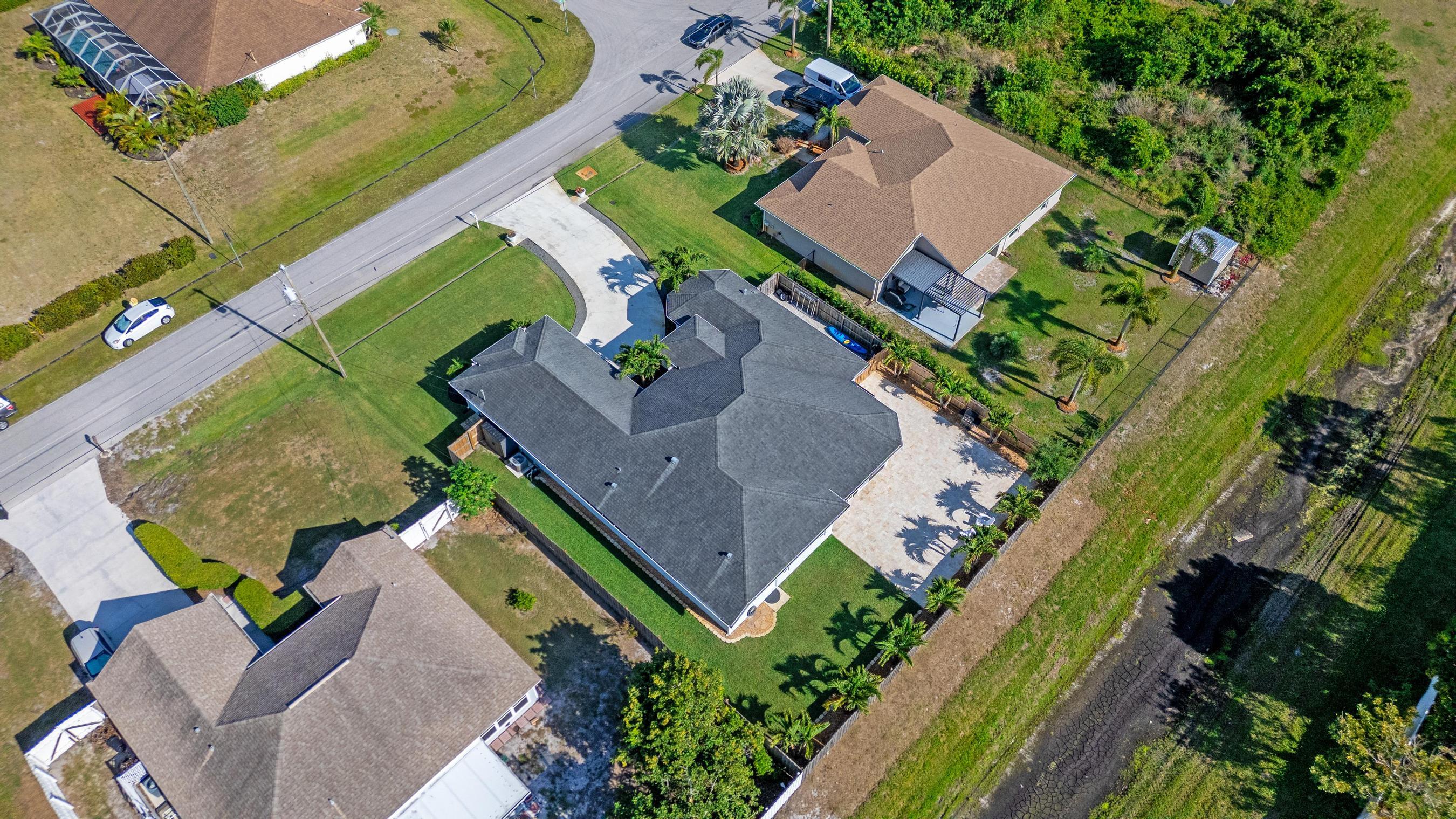 4662 Southwest Paley Road Port St. Lucie, FL 34953 - Photo 8 of 60 DJI_0731