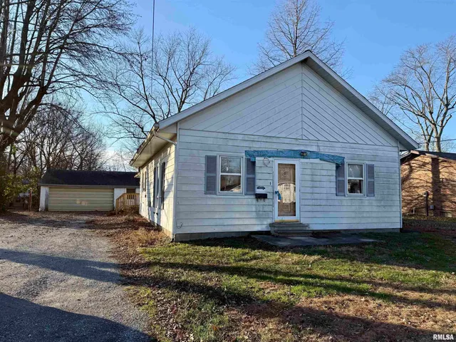 $75,000 | 1605 West Copeland Street, Marion, IL 62959