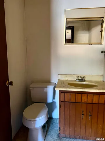 $75,000 | 1605 West Copeland Street, Marion, IL 62959