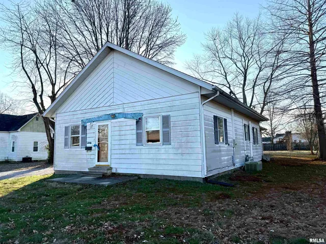 $75,000 | 1605 West Copeland Street, Marion, IL 62959