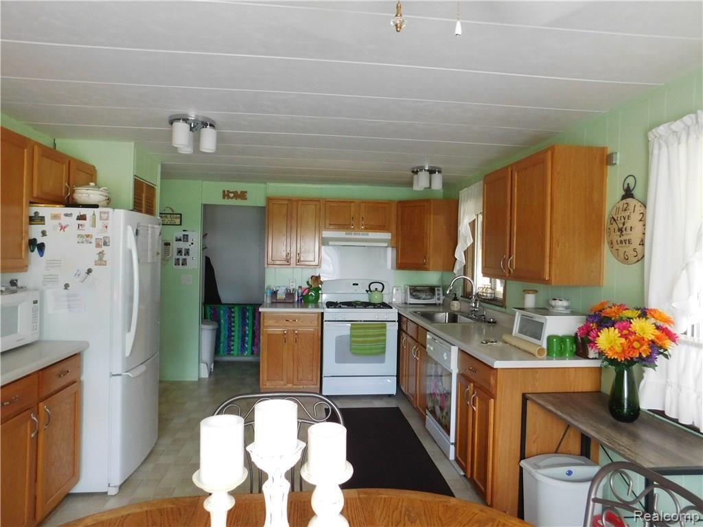 3565 Ringle Road Akron, MI 48701 - Photo 21 of 48 3565 Ringle Road Akron 031.JPG