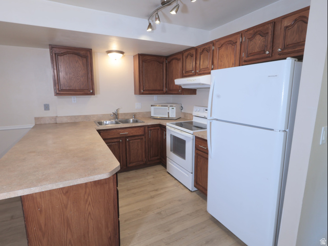 1677 Hickory Lane Provo, UT 84604 - Photo 5 of 12