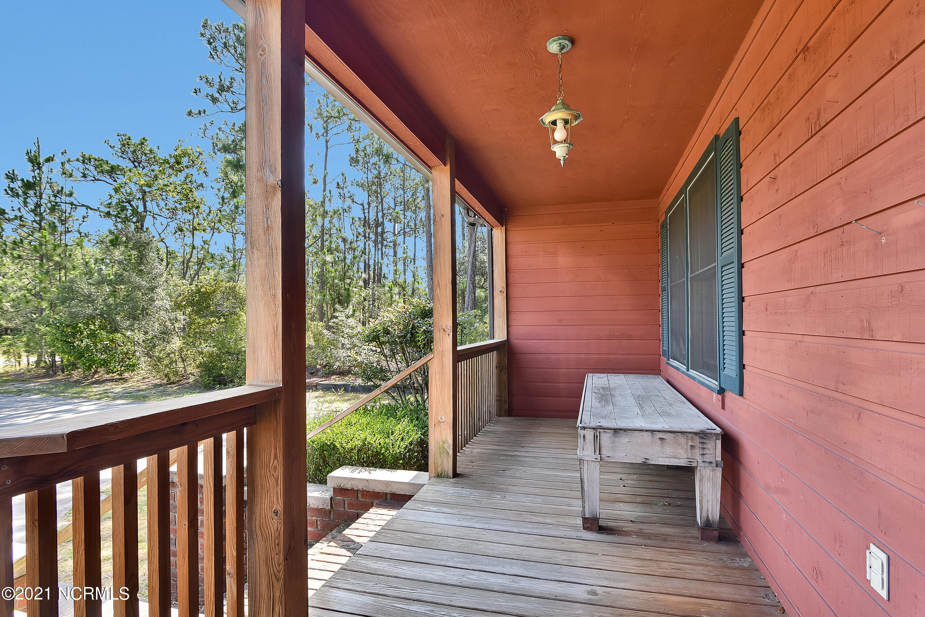 720 Barber Road Southport, NC 28461 - Photo 5 of 38 720BarberRoad-05