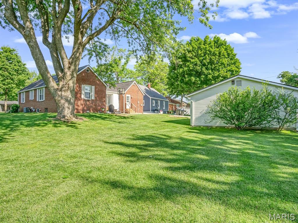 700 Waterloo Drive Waterloo, IL 62298 - Photo 20 of 21