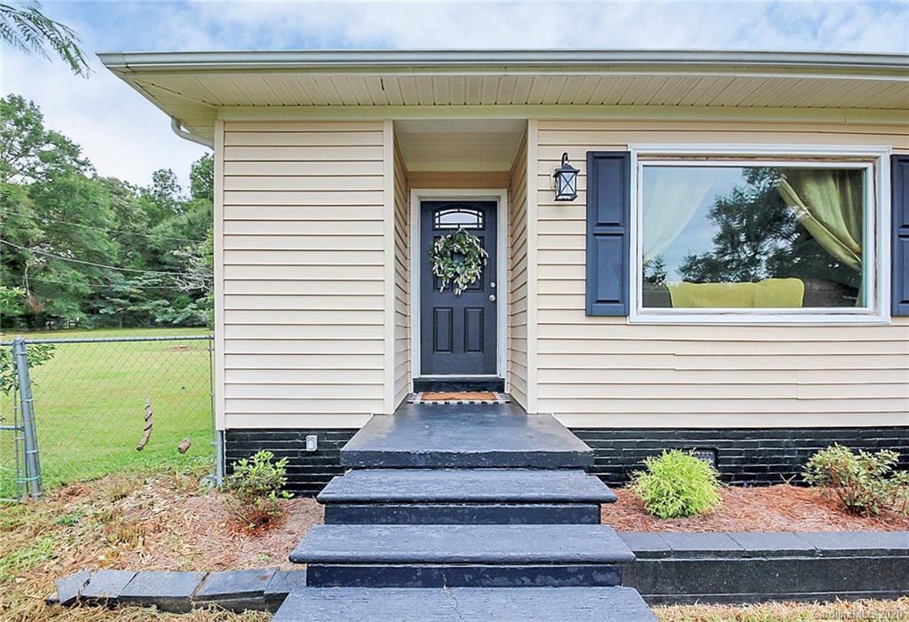 1101 Dunlap Roddey Road Rock Hill, SC 29730 - Photo 3 of 41 Gallery Image 3
