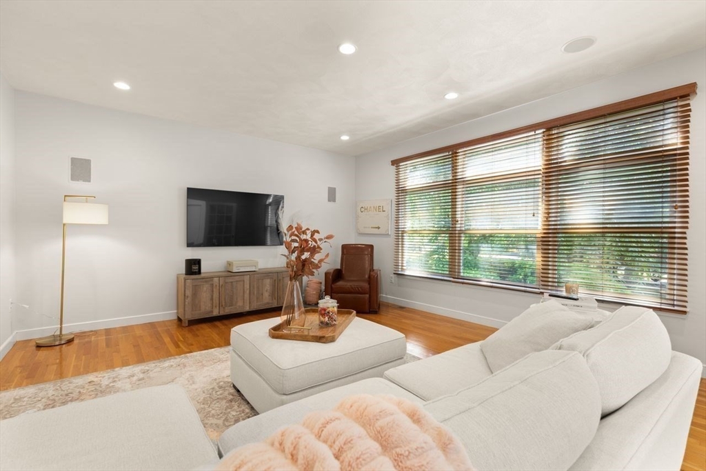 2 Sandpiper Hill Sharon, MA 02067 - Photo 8 of 41