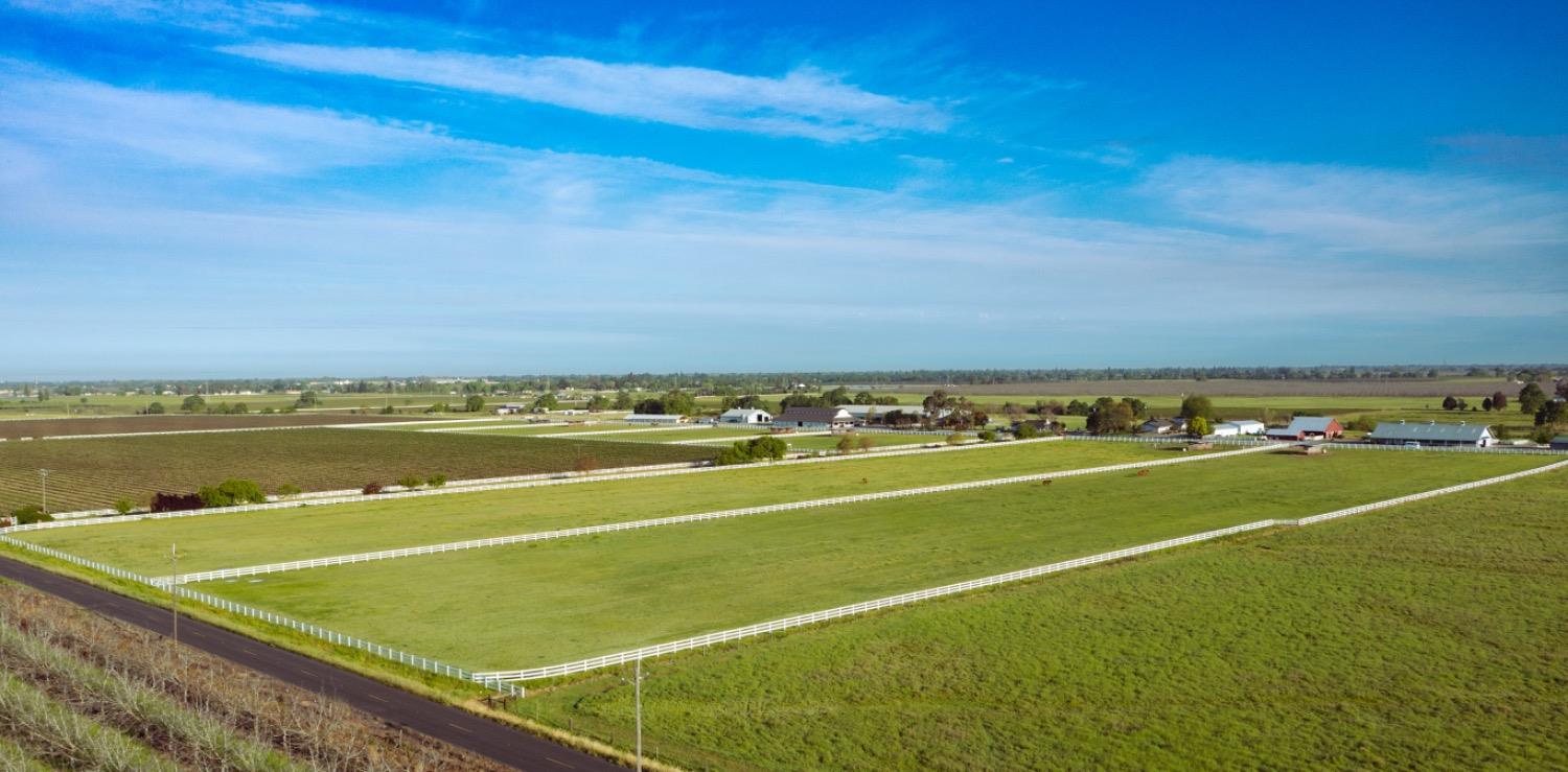 15757 East Sargent Road Lodi, CA 95240 - Photo 2 of 82