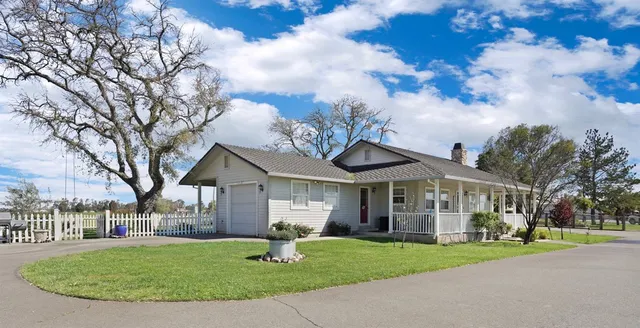 $3,995,000 | 15757 East Sargent Road, Lodi, CA 95240