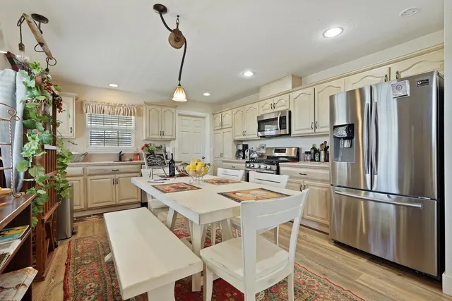 $3,995,000 | 15757 East Sargent Road, Lodi, CA 95240