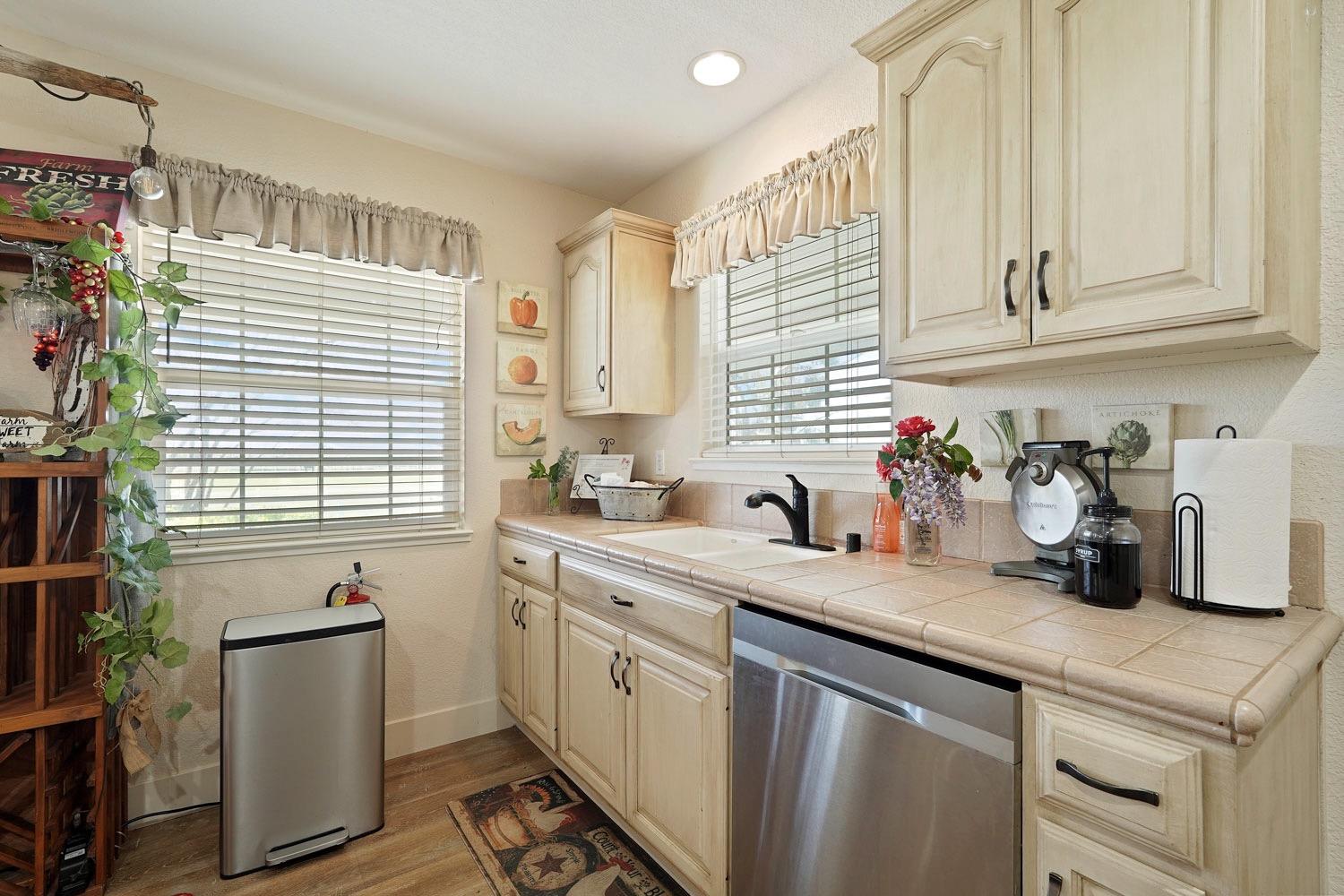 15757 East Sargent Road Lodi, CA 95240 - Photo 39 of 82