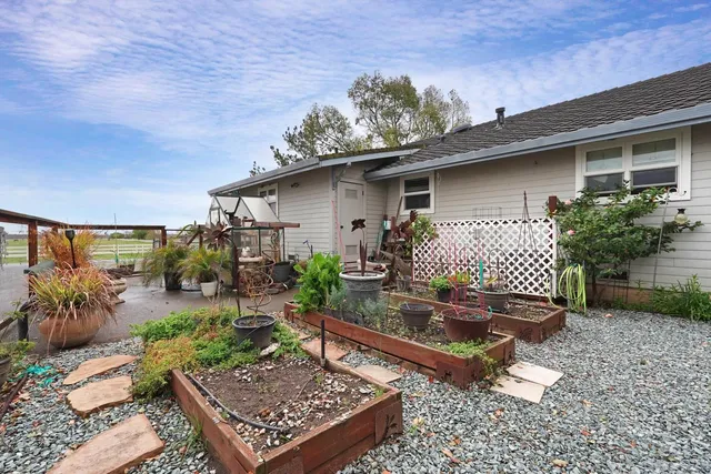 $3,995,000 | 15757 East Sargent Road, Lodi, CA 95240