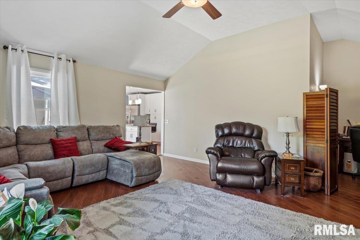 23 Circle Drive Rochester, IL 62563 - Photo 24 of 67