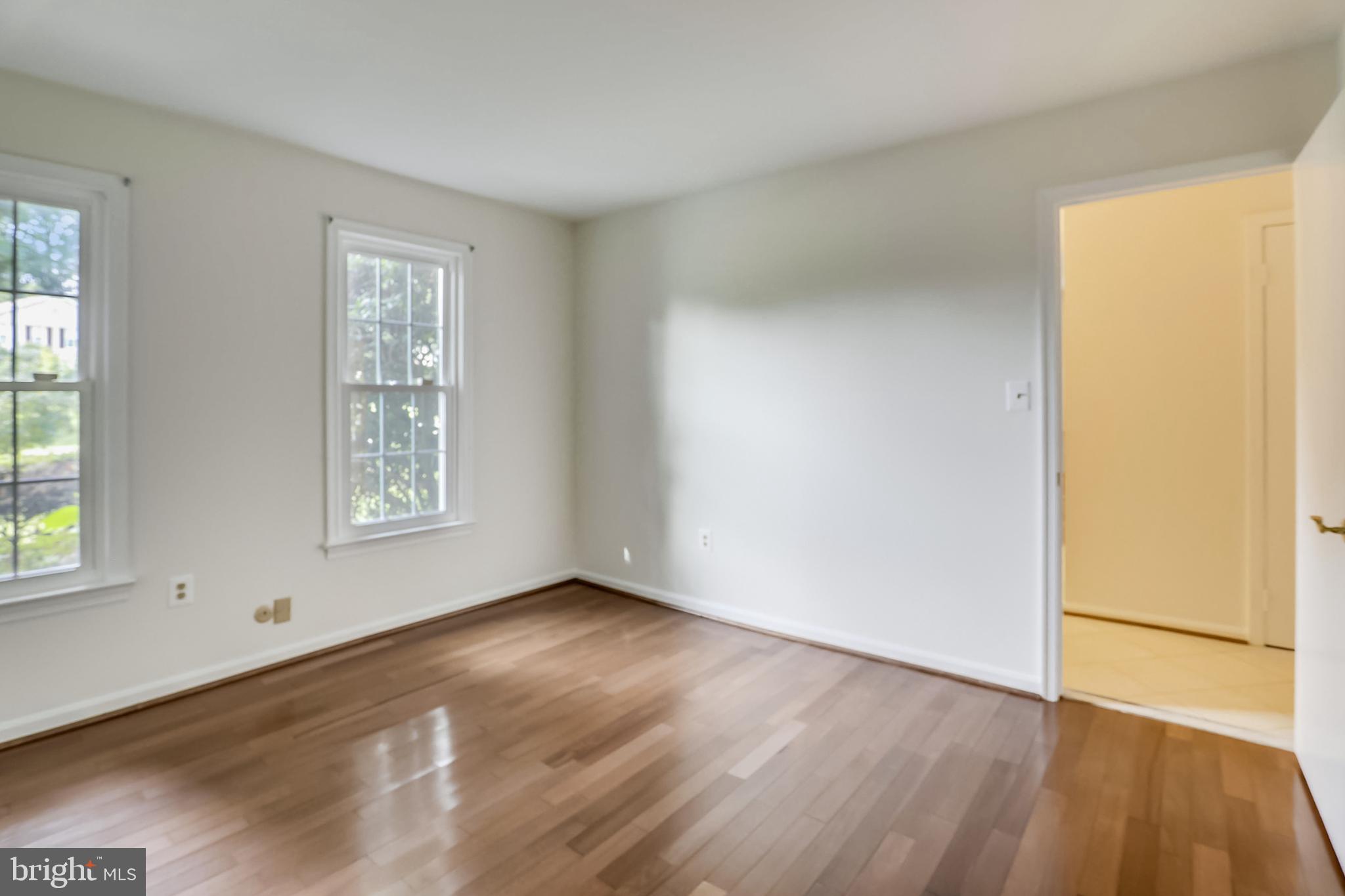14825 Notley Road Silver Spring, MD 20905 - Photo 24 of 60 Office/den
