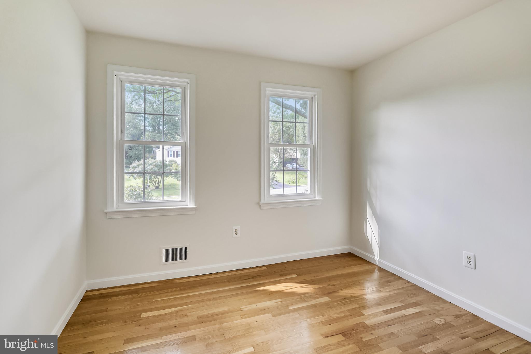 14825 Notley Road Silver Spring, MD 20905 - Photo 30 of 60 4 nice bedrooms upstairs