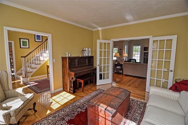10 Aztec Way Sharon, MA 02067 - Photo 13 of 30 Gallery Image 13